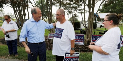 Carolina'da tekrarlanan seçimleri yeniden kazandı