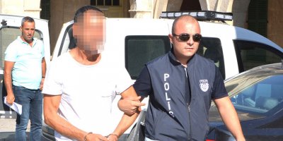 Silahlar emare olarak alındı