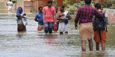 Hindistan'da aşırı yağışların bilançosu artıyor