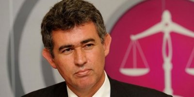 Kıbrıs meselesinin içinden ortak akılla çıkabiliriz