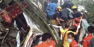 Trafik kazası: 17 ölü