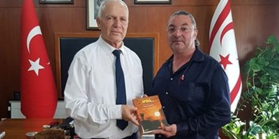 Töre, gazeteci-yazar Çakmak’ı kabul etti