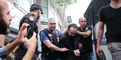 Adnan Oktar: Bütün kadınlara aşığım ama bu Allah aşkı, seks manasında değil