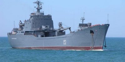 ABD ve Rus donanmalarına bağlı gemiler Güney Kıbrıs’ta