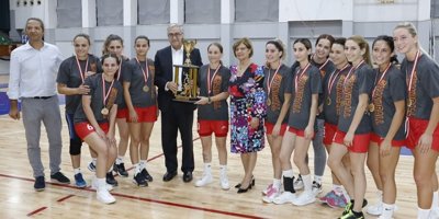 Hentbolda Cumhurbaşkanlığı kupası sahipleri belli oldu