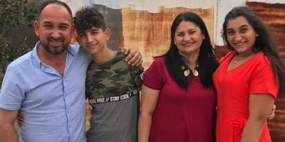 Kız istemeye gidiyorlardı