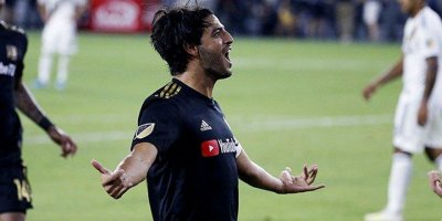 Vela gol atmaya doymuyor!