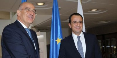 Dendias, Güney Kıbrıs ziyaretinde "Kıbrıs (Güney) yalnız değildir" mesajı verdi