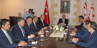 Siyasi Parti Başkanları Cumhurbaşkanlığı'nda