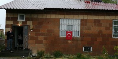 Van'da devriye aracına saldırı yapıldı 1 asker şehit düştü