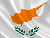 Çocuk istismarında adı geçen kişi okulda çalışmaya devam ediyor