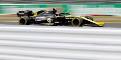 Formula 1’de Renault’ya şok ceza!