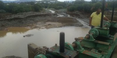 Lefke bölgesi’ndeki kanal regülatöründe temzlik yapıldı