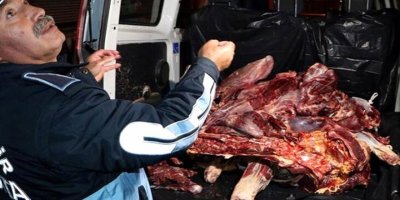 Zabıta düğmeye bastı! 400 kilo kaçak et ele geçirildi
