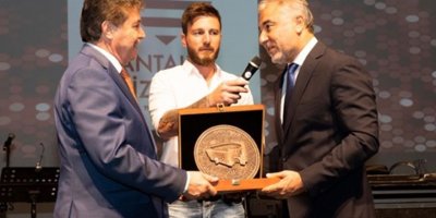 “2025 yılı hedefimiz; 2 milyon turist ve 2 milyar dolar turizm geliri”