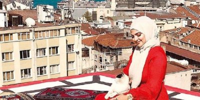 Boğaz manzaralı tarihi binaya kaçak yapı kurup işlettiler: Selfie 100, evlilik fotoğrafı 750 TL