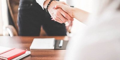 25 bin sterlin maaşla çalışacak seyyah aranıyor