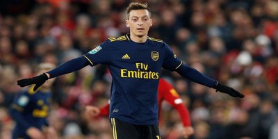 Mesut Özil transferinde Fenerbahçe'ye 2 zorlu rakip!