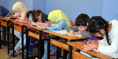 Suriyeli öğrenciler için ‘uyum sınıfları’ açıldı
