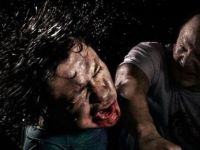 Askere yumruk atan komutan açığa alındı