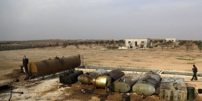 ABD, Suriye'de petrol bölgesinde askeri üs kuruyor