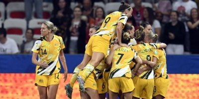 Avustralya milli takımında artık kadın ve erkek oyuncular eşit maaş alacak