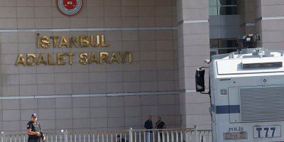 Çağlayan Adliyesi'nde intihar girişimi