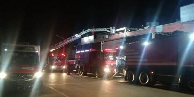 Alüminyum imalathanesinde korkutan yangın