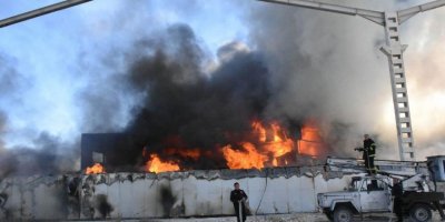 Geri dönüşüm fabrikasında yangın