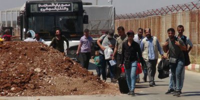 Gaziantep'de kurulan 'Suriye Geçici Hükümeti', Suriyelilere lise denklik belgesi veriyor