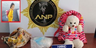 Sentetik uyuşturucuyu 9 yaşındaki kızının çantasında taşımış
