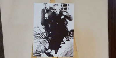 AKP'li başkan Atatürk fotoğraflarını bakın ne yaptı