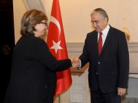 Cumhurbaşkanı Akıncı tebrikleri kabul etti