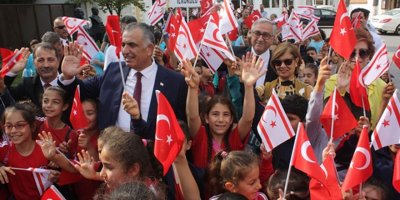 Öğrenciler Cumhuriyet için yürüdü