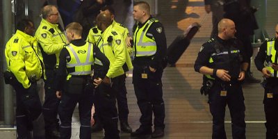 Türkiye'den sınır dışı edilen DEAŞ'lı kadınlar Hollanda'da gözaltına alındı