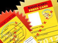 Uygun görülen başvuru sahiplerine basın kartları verilmeye başlanıyor