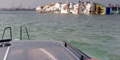 14 bin koyun taşıyan gemi alabora oldu