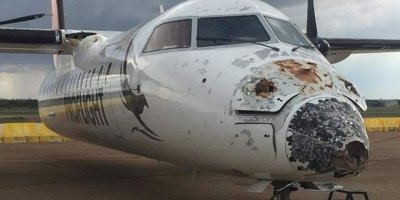 Zambiya'da uçağa yıldırım isabet etti (Pilot uçağı indirmeyi başardı)