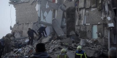 Arnavutluk depreminde ölü sayısı 25'e yükseldi