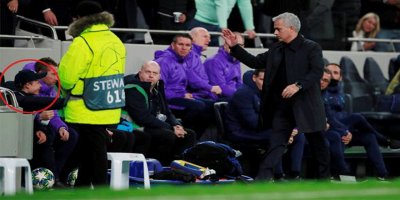 Jose Mourinho beraberlik golünün mimarı olan top toplayıcı çocuğu övdü