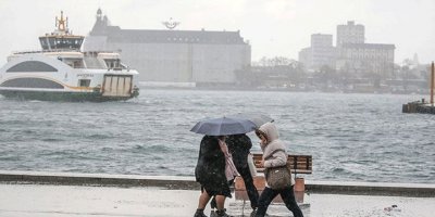 İstanbul'da beklenen sağanak başladı