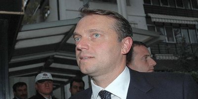 Cem Uzan için yeniden yargılanma başvurusu