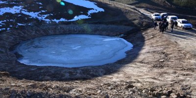 Bakanlık 12 bin yıllık Dipsiz Göl’ün kurutulmasının ardından definecilere karşı harekete geçti