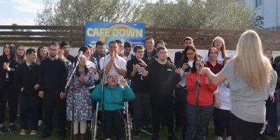 İrfan Nadir 18 Yaş Üstü Engelli Rehabilitasyon Merkezinde Etkinlik Düzenlendi