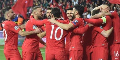Türkiye iki hazırlık maçı yapacak