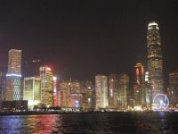 Seyahat için en güvenli yerler Hong Kong ve Singapur