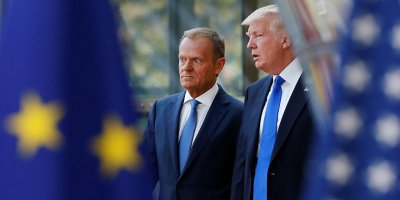 Eski AB Konseyi Başkanı Tusk, Trump'a 'silah doğrulttu'