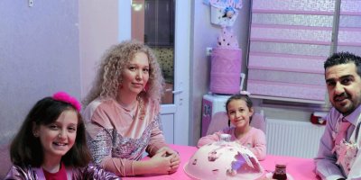 Gaziantepli Barbie ailesi