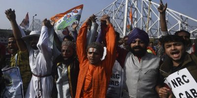 Hindistan'da Vatandaşlık Yasası'na karşı gösteriler sürüyor