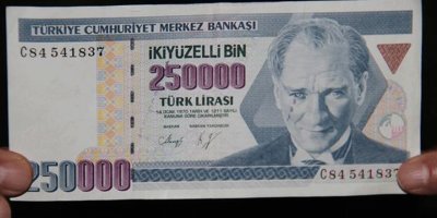 Atatürk detayı nedeniyle elindeki para için 250 bin lira istiyor